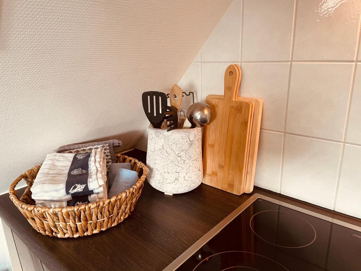 Familie Metz Appartement Buren  Buitenkant foto